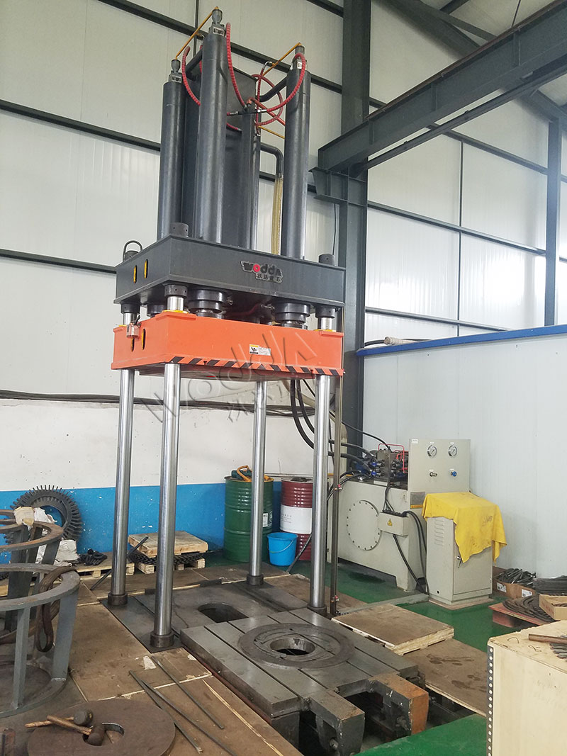 電機(jī)定子轉(zhuǎn)子壓裝機(jī) 電機(jī)定子轉(zhuǎn)子壓裝機(jī)