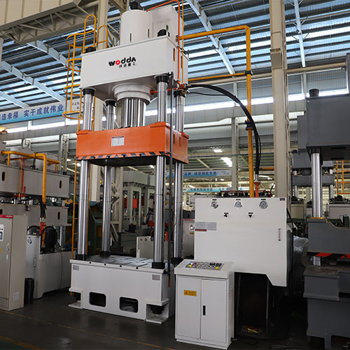 630噸U型樹(shù)脂排水溝成型液壓機(jī)