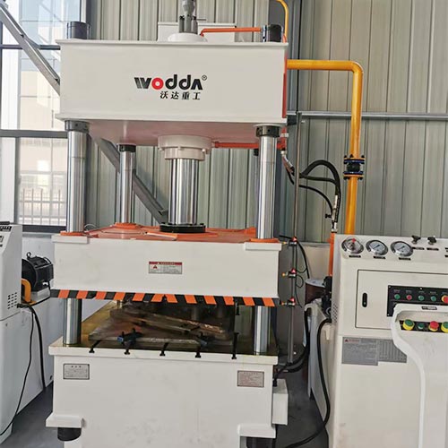 100噸交通標志牌沖壓成型液壓機