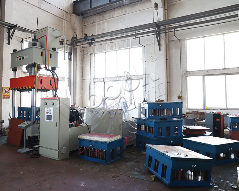 無機(jī)復(fù)合電纜溝蓋板成型液壓機(jī) 無機(jī)復(fù)合電纜溝蓋板成型液壓機(jī)