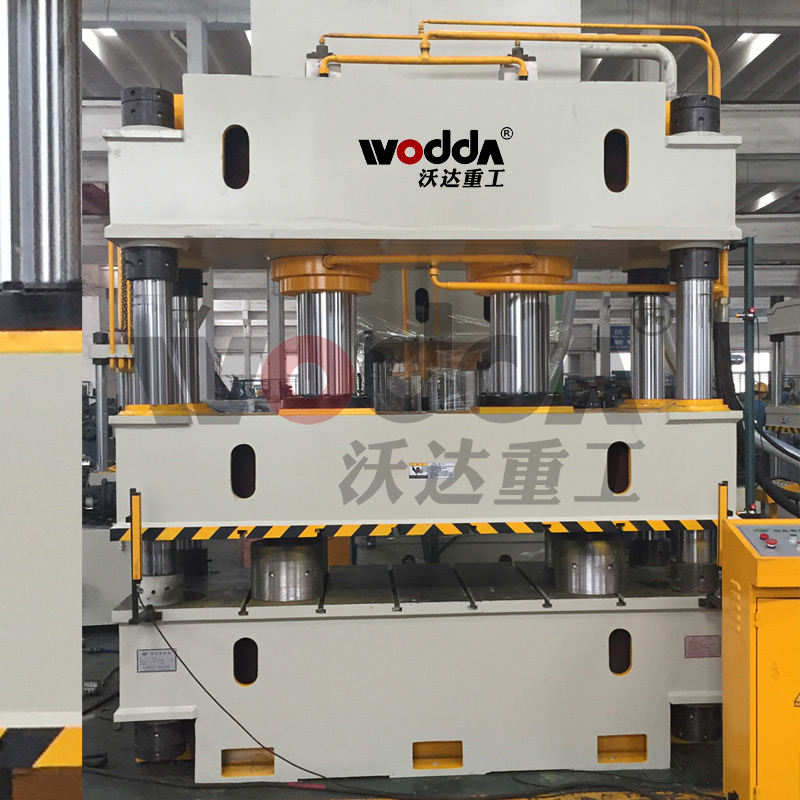 315噸汽車(chē)內(nèi)飾件成型機(jī)