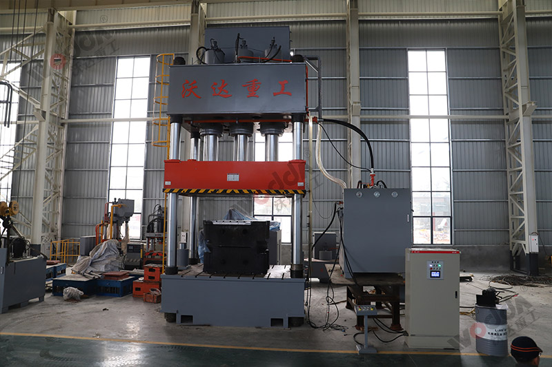 1250噸復(fù)合材料排水溝成型液壓機