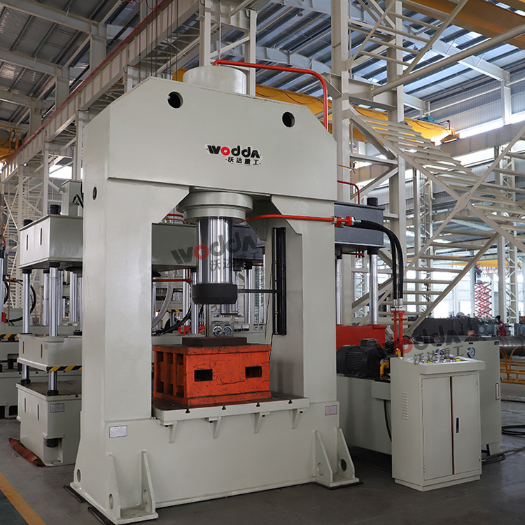 500噸龍門(mén)液壓機(jī)