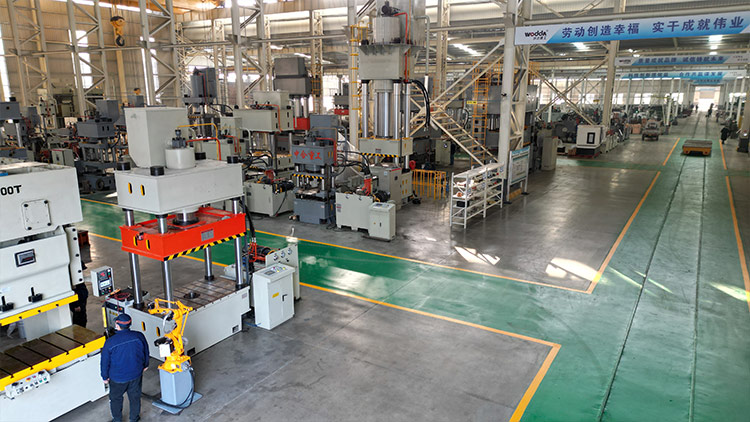 山東滕州液壓機生產(chǎn)廠家 山東滕州液壓機生產(chǎn)廠家