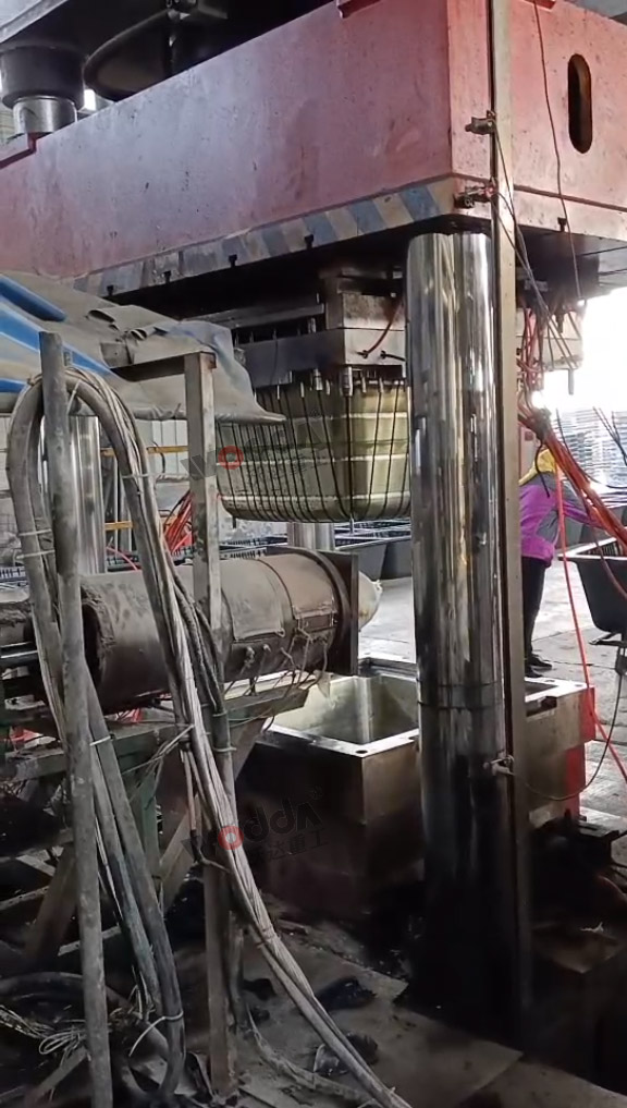 擠出機(jī)擠出料 擠出機(jī)擠出料