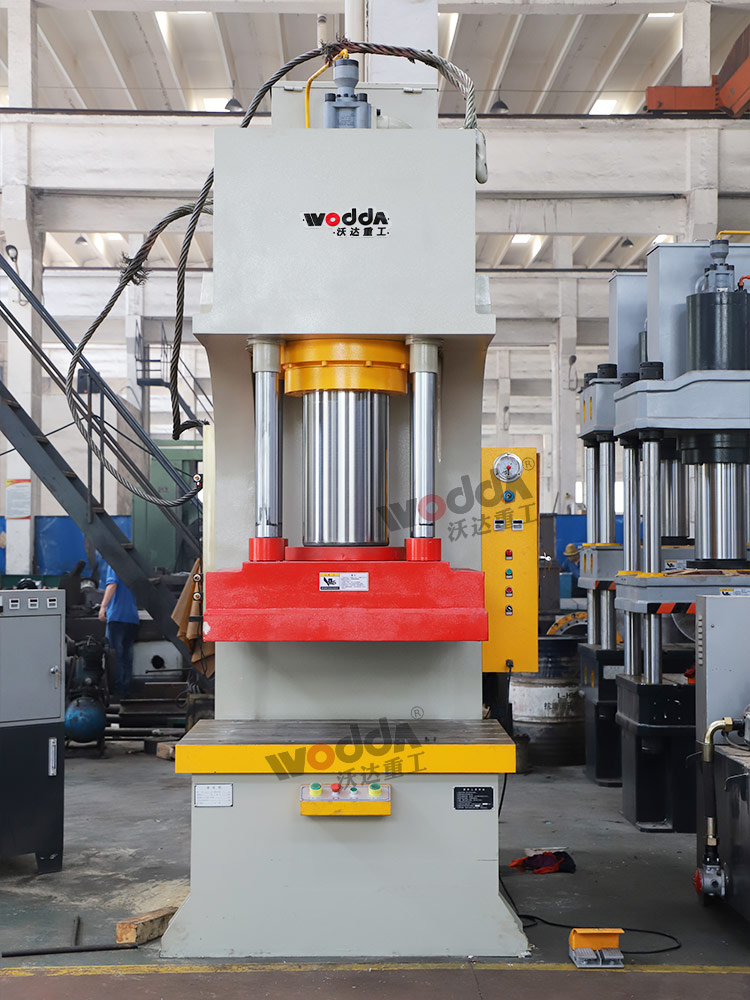 315噸單臂液壓機(jī)