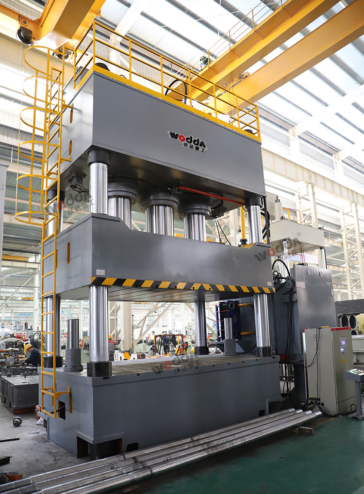 2000噸復(fù)合材料成型液壓機