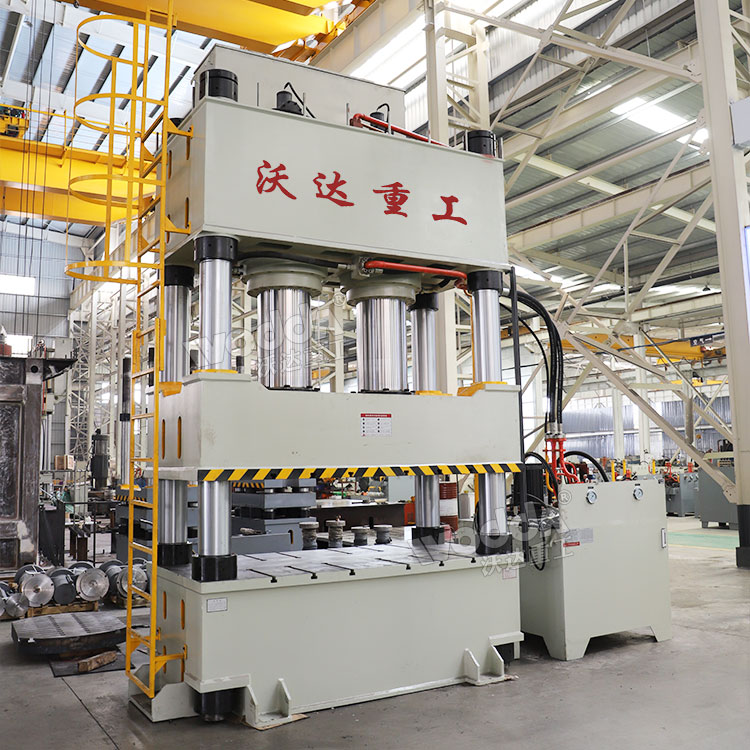 四柱液壓機(jī) 四柱液壓機(jī)