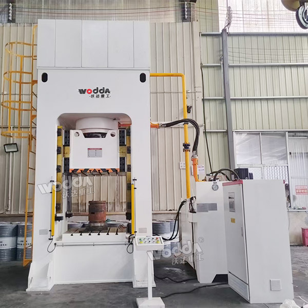 800噸框架式液壓機(jī)