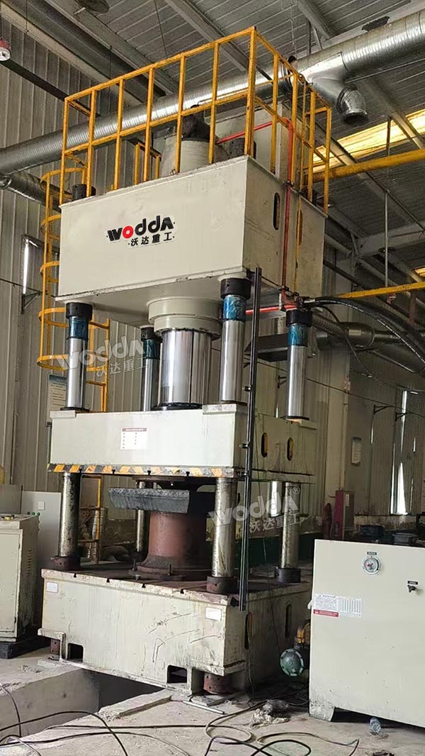 500噸四柱液壓機