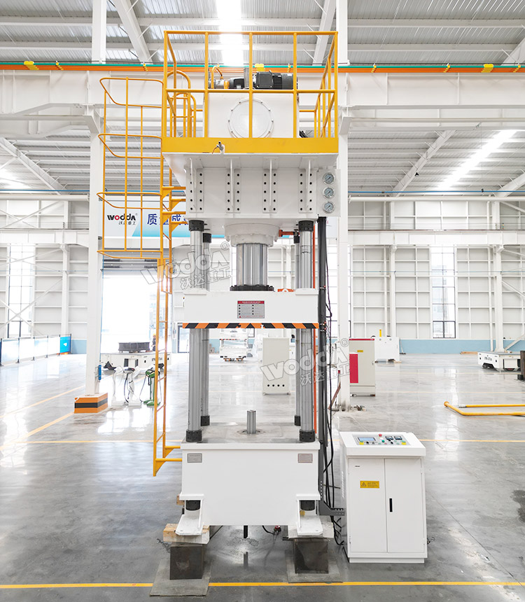 四柱液壓機(jī)