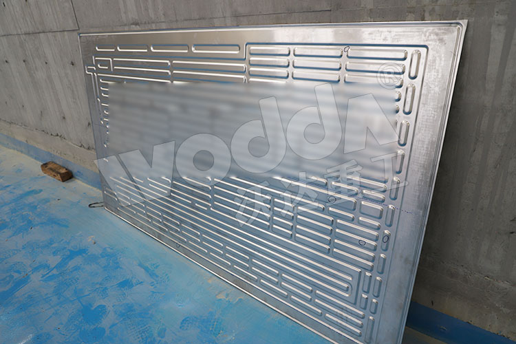 新能源汽車液冷板.jpg 新能源汽車液冷板.jpg