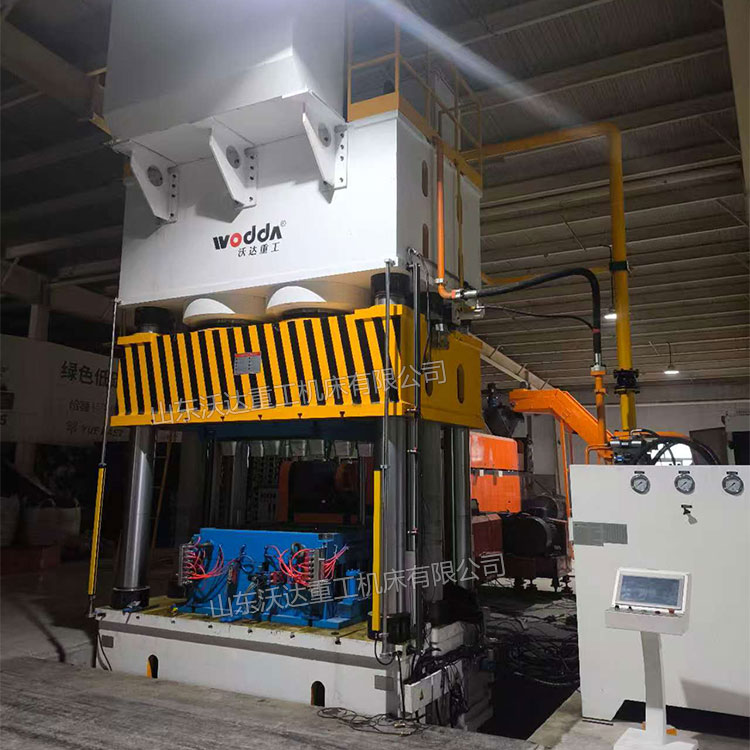 3000噸塑料托盤模壓機 3000噸塑料托盤模壓機