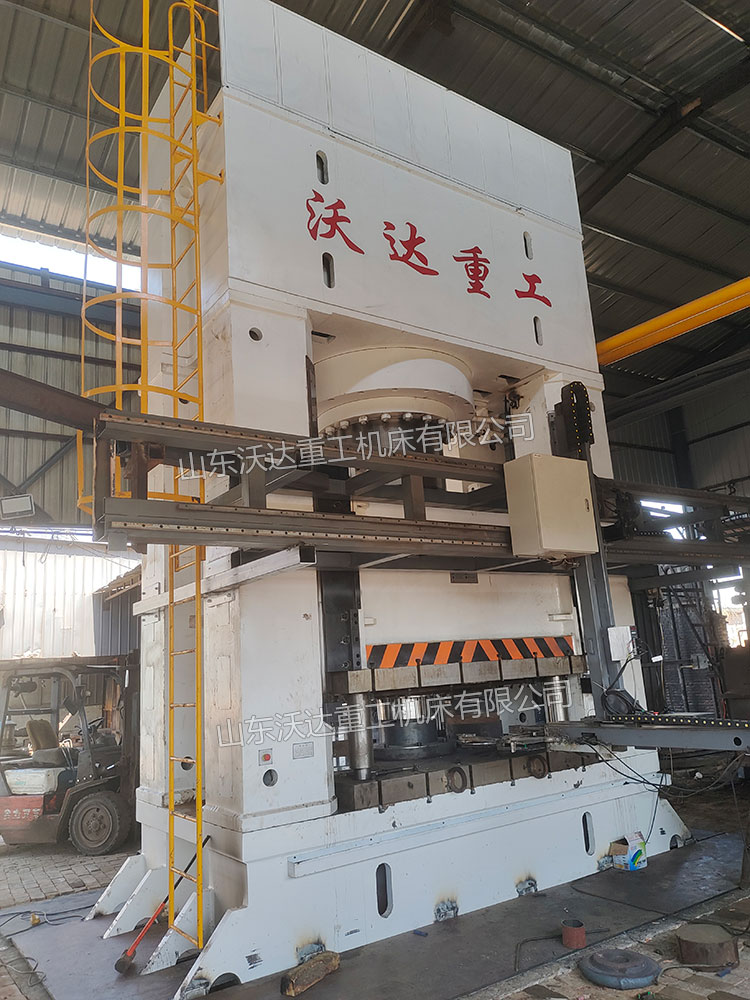 2500噸框架式鍛造液壓機(jī) 2500噸框架式鍛造液壓機(jī)