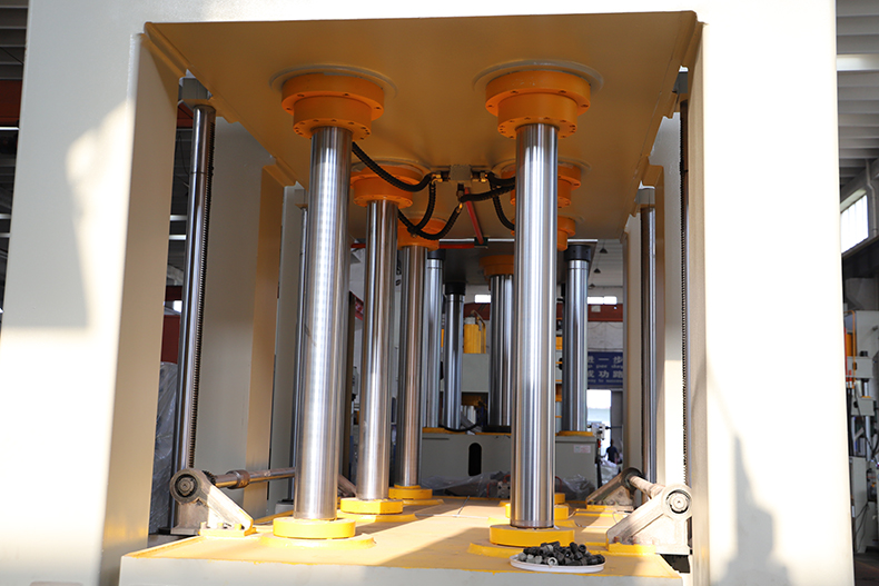 建筑隔溫新型材料成型機 建筑隔溫新型材料成型機